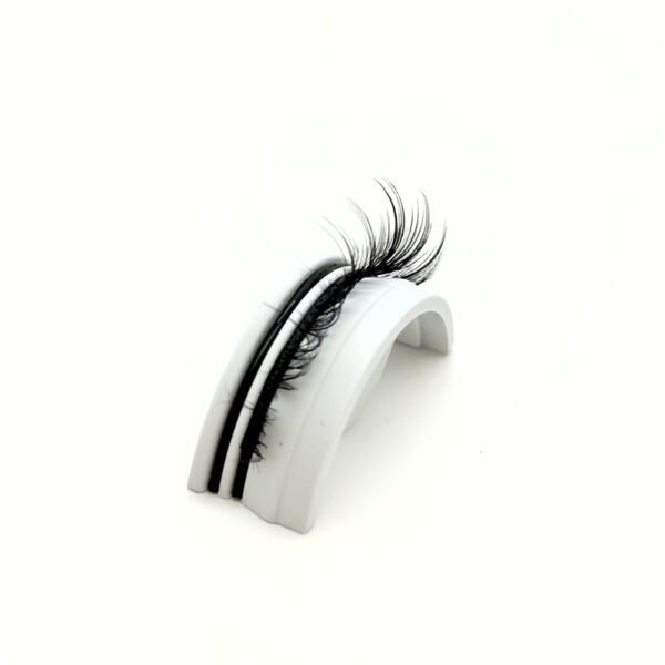SELF-ADHESIEVE SOFT BAND REUSBLE EYELASH (#660) - Image 4