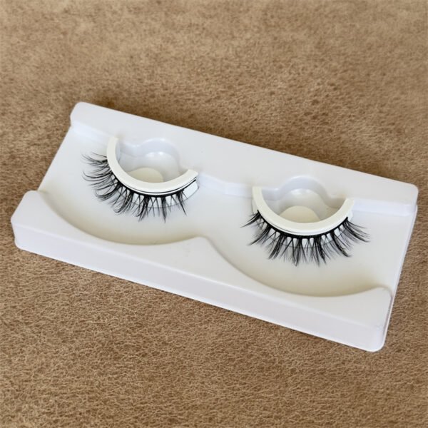 SELF-ADHESIEVE SOFT BAND REUSBLE EYELASH (#610) - Image 4