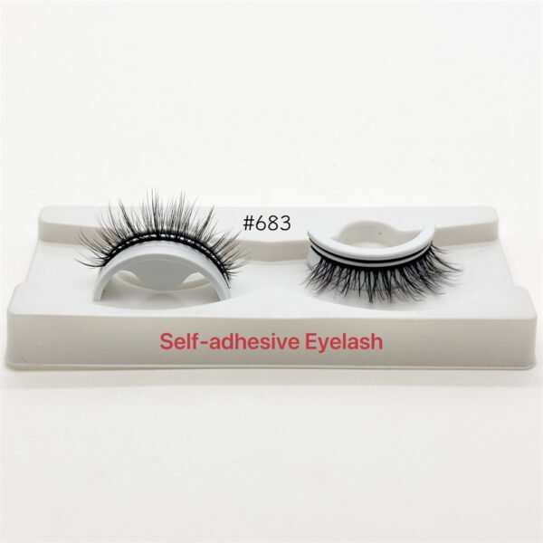 SELF-ADHESIEVE SOFT BAND REUSBLE EYELASH (#683)