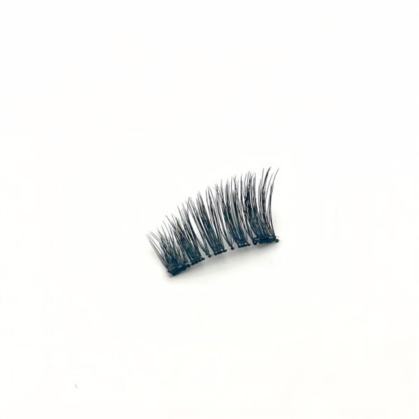 Half quantum magnetic eyelash 4 pieces in1pairs（CAT EYELASH 2） - Image 3